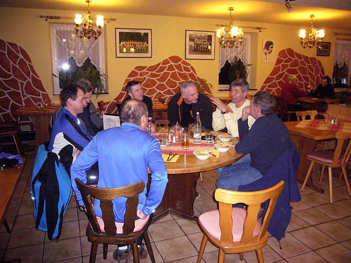 Die Runde im Clubheim