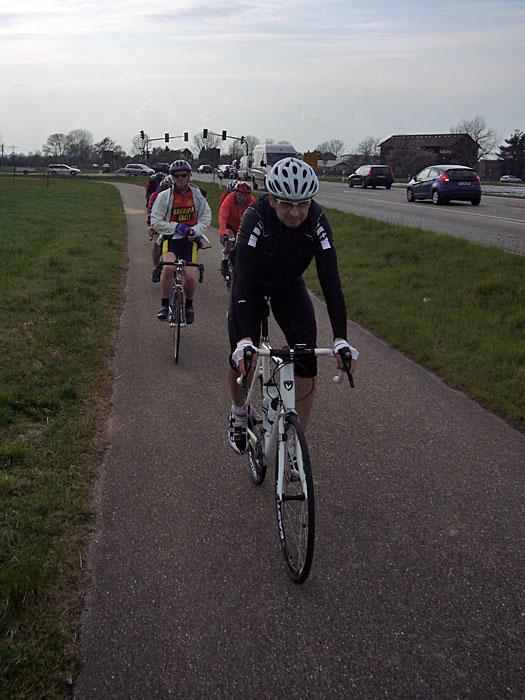 Radweg bei Spöck
