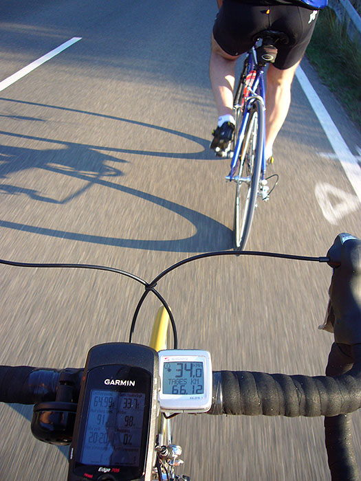 Im Windschatten lässt es sich gut rollen ;-)