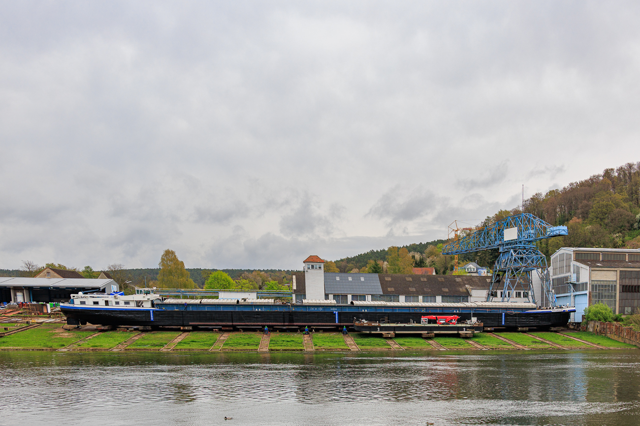 Schiffswerft am Main