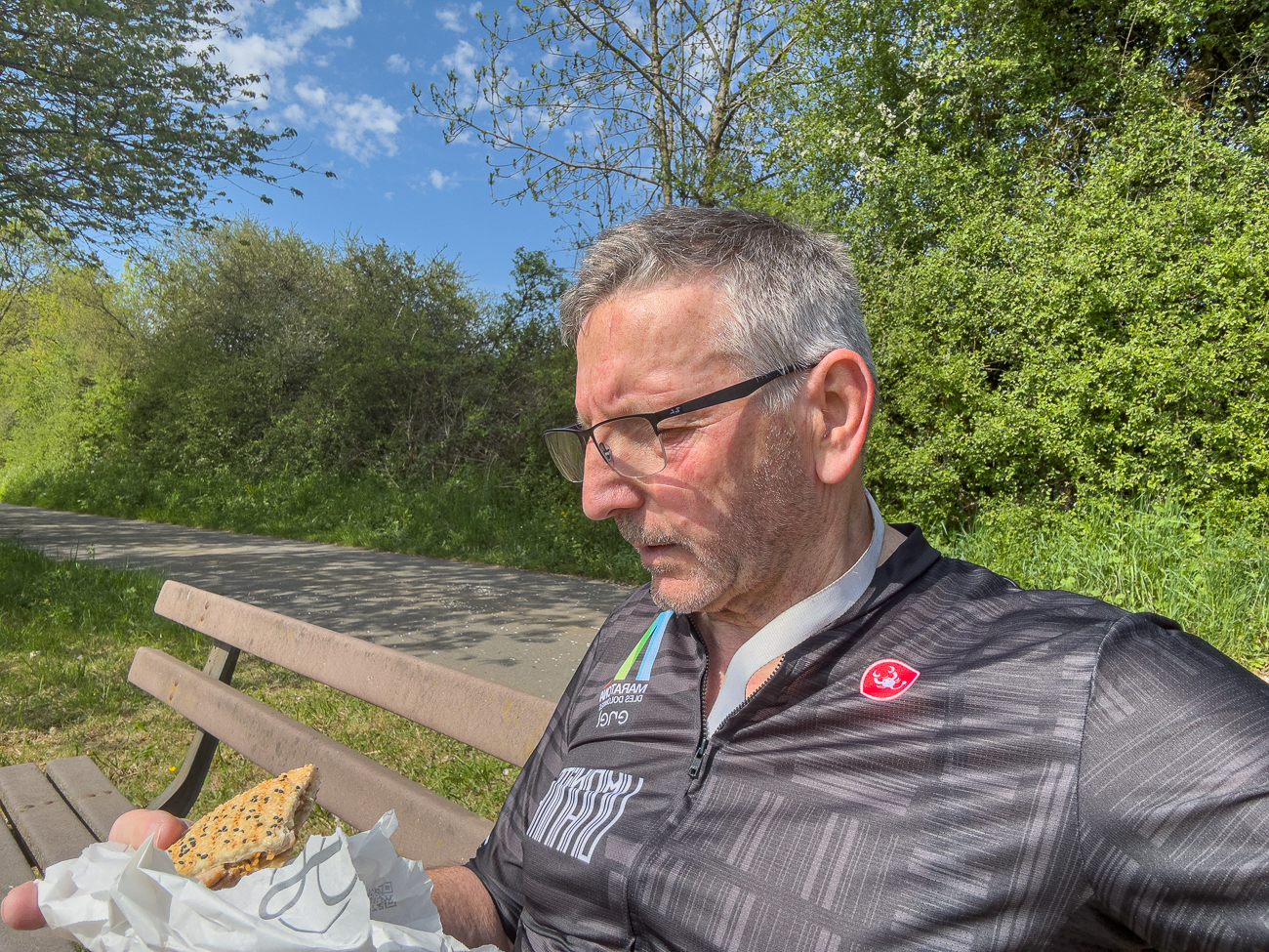... und schon wieder der skeptische Blick auf die Mahlzeit ;-)