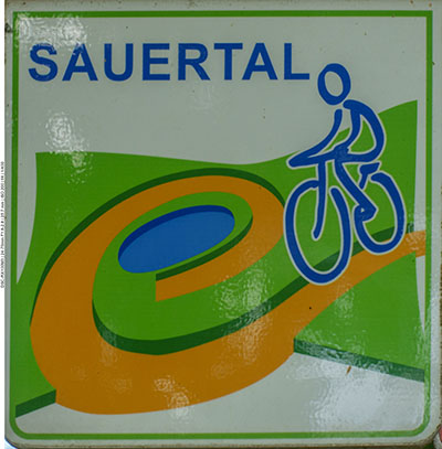 Kennzeichnung des Sauertal-Radwegs auf der Deutschen Seite, leider nicht immer durchg&auml;ngig :-) 