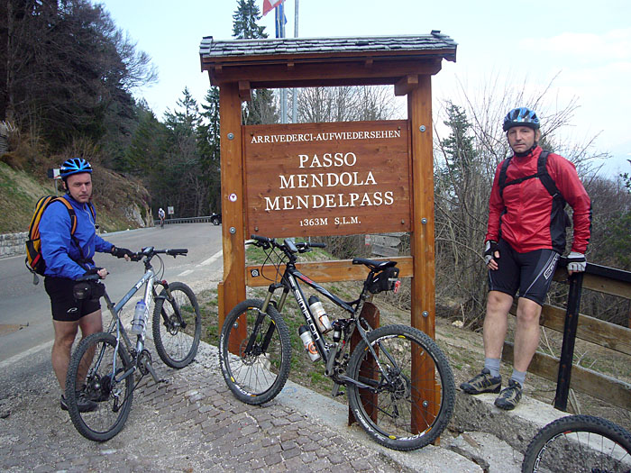 Der Mendelpass ist schon fast mein Hausberg geworden ;-)