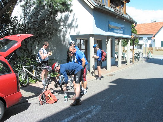 Auffüllen der Wasserflaschen