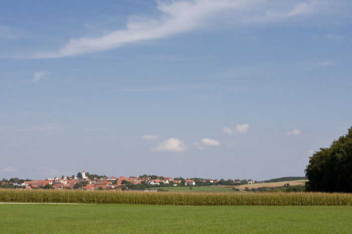 Den Ort Auernheim passieren wir auf dem Rückweg