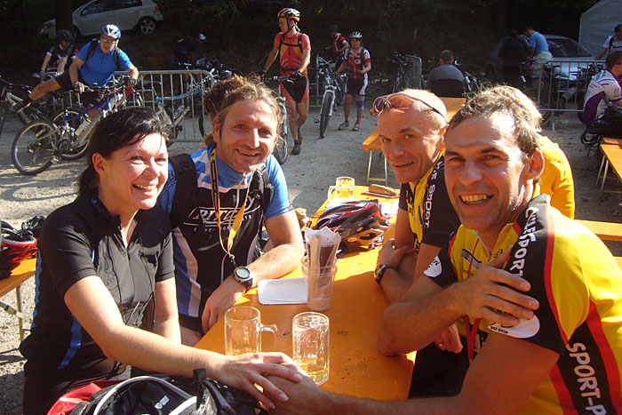 Und alle zusammen: Janine, Carlo, Herbert und Jörg