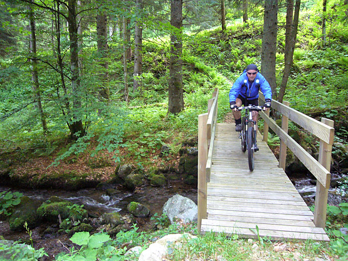 Brücke statt Wasserdurchfahrt