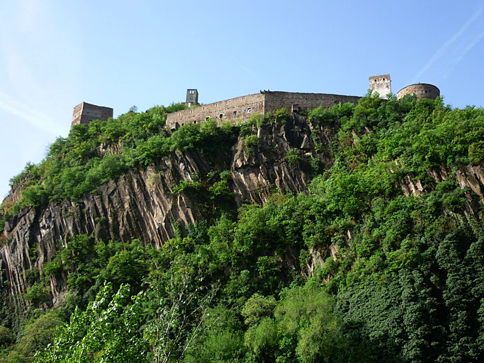Sigmundskron von unten