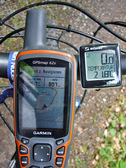 Nun sind wir über 800 Meter hoch, bei knapp 22°C ...