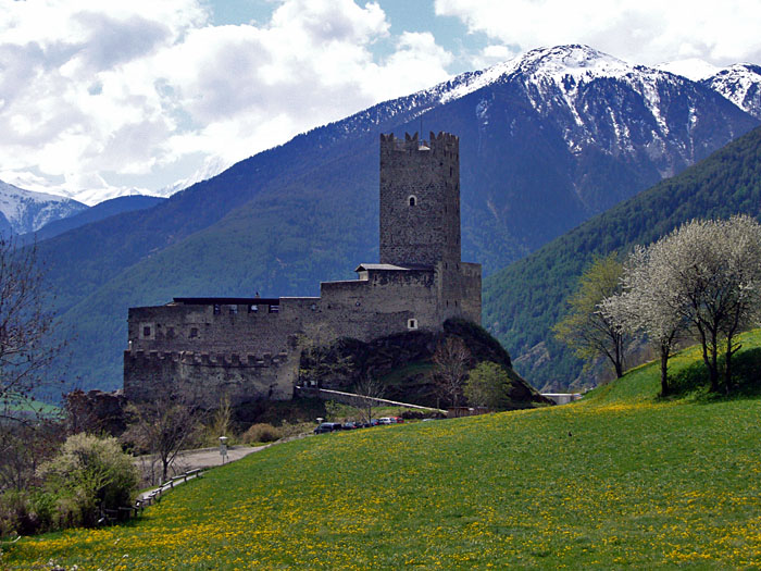 Die Fürstenburg bei Burgeis