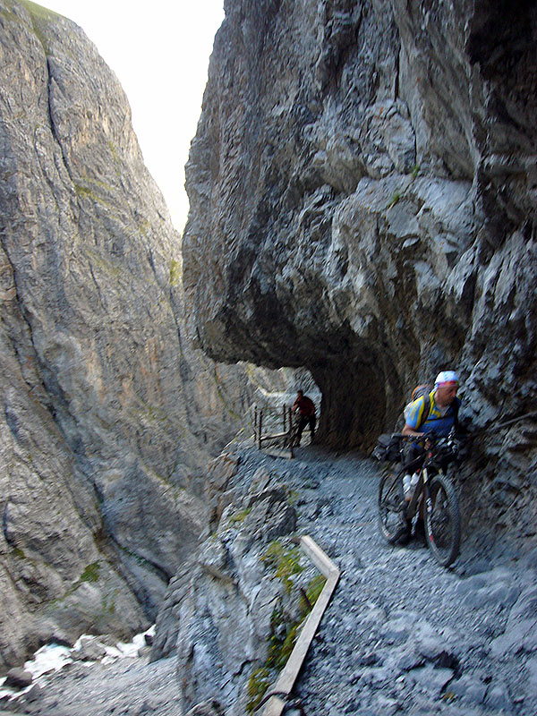 Fast wie ein Tunnel