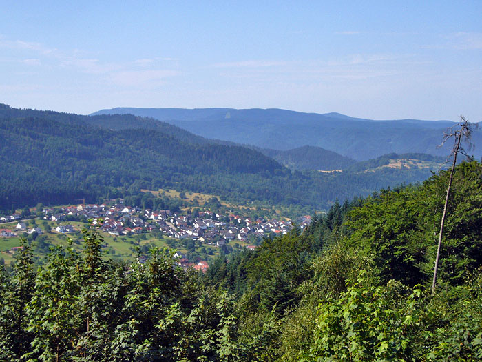 Blick vom Käppele auf Loffenau