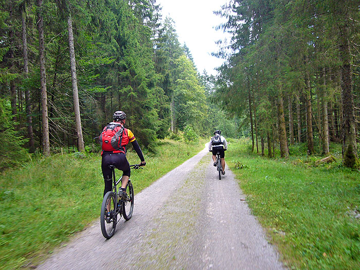 Abfahrt durch das Tal der Raumünz