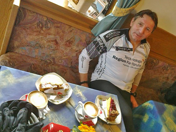 Cappuccino und Kuchen für die Helden ;-)