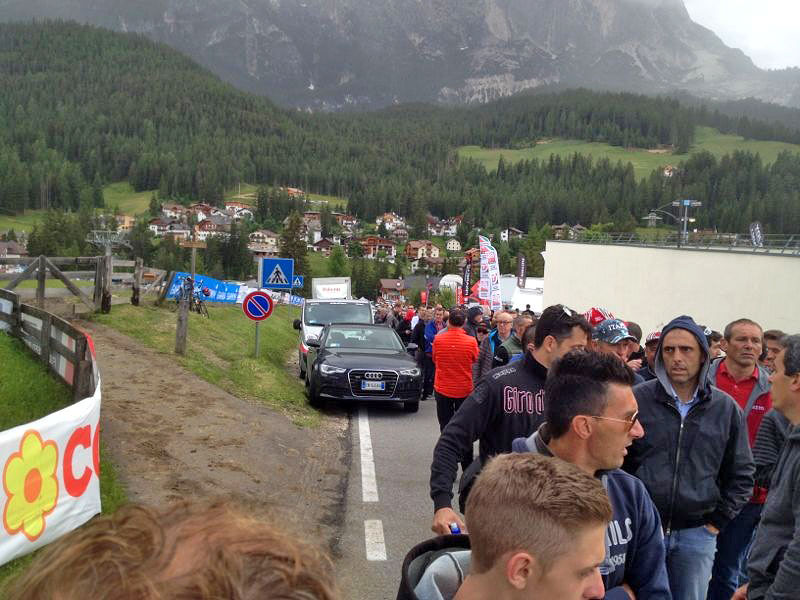 Alle stehen an, um sich die Startunterlagen abzuholen :-(