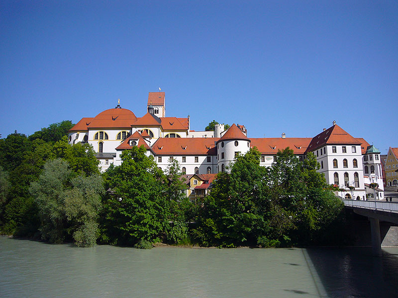 ... und erreichen bald Füssen