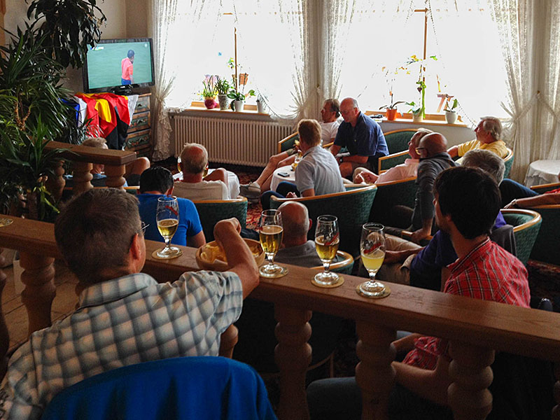 Am Abend: Public Viewing, Deutschland gegen Frankreich ;-)