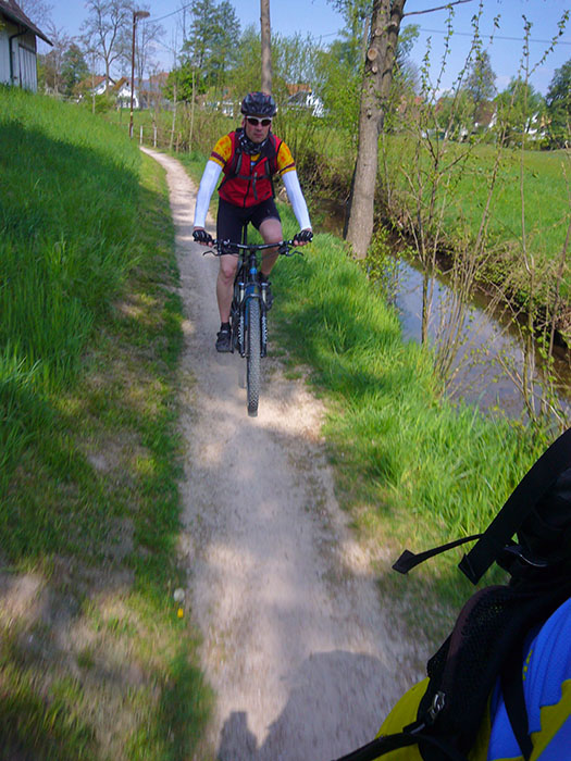 Schöner schmaler Weg