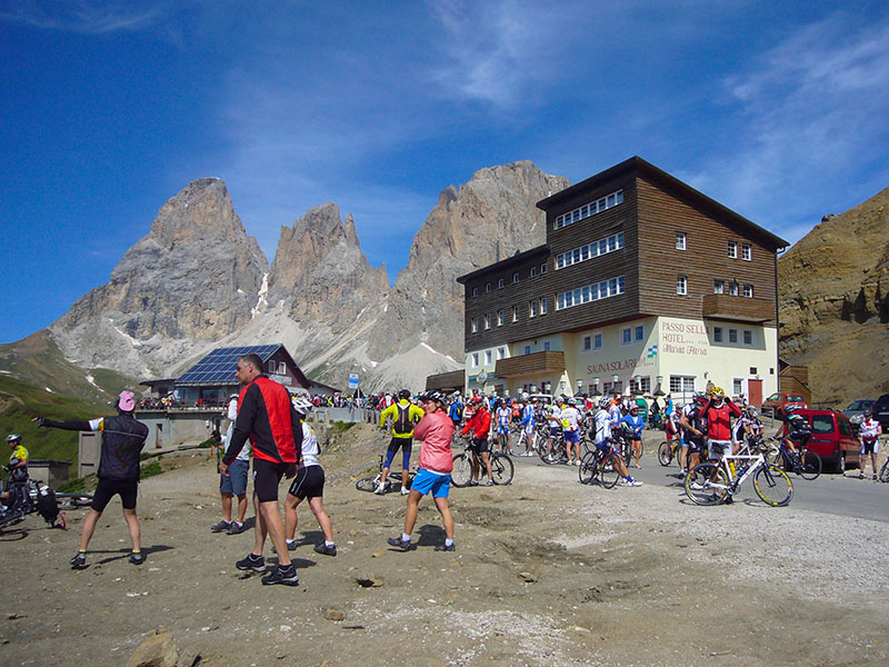 Ohne Fotos vom Grödner zum Sella Joch