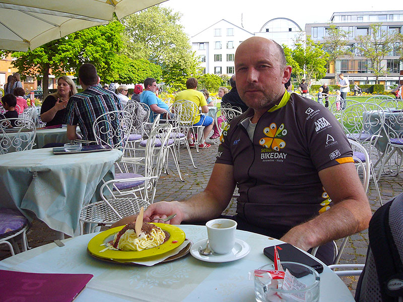 Stattdessen gibt es wenig Eis ...