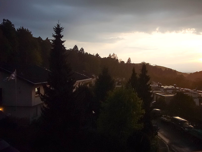 Glück gehabt: Kaum sind wir Zuhause, geht ein Donnerwetter runter