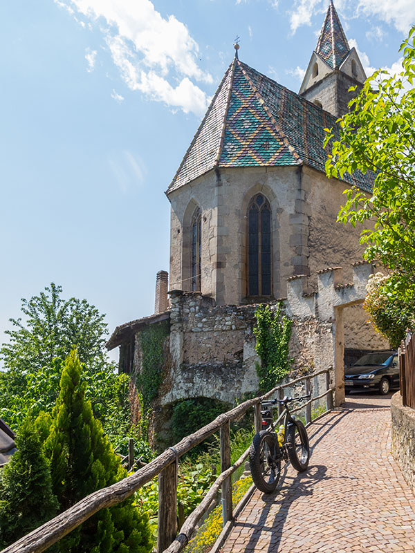 Das Kirchlein auf dem Rückweg vom Aussichtspunkt