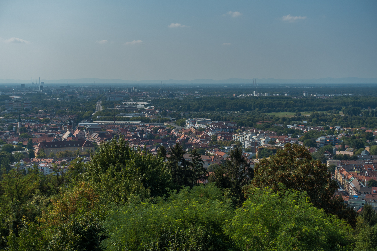 Blick vom Turmberg auf Karlsruhe