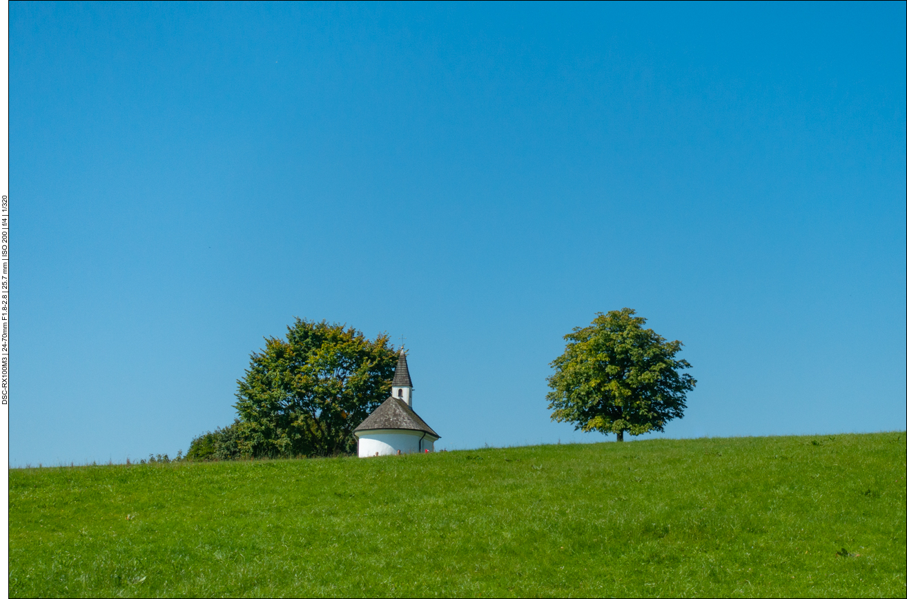 Kapelle auf einer Anhöhe
