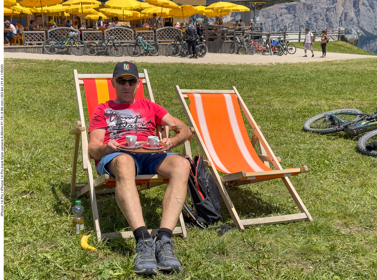 An der Baita Ütia lassen wir uns es gut gehen 