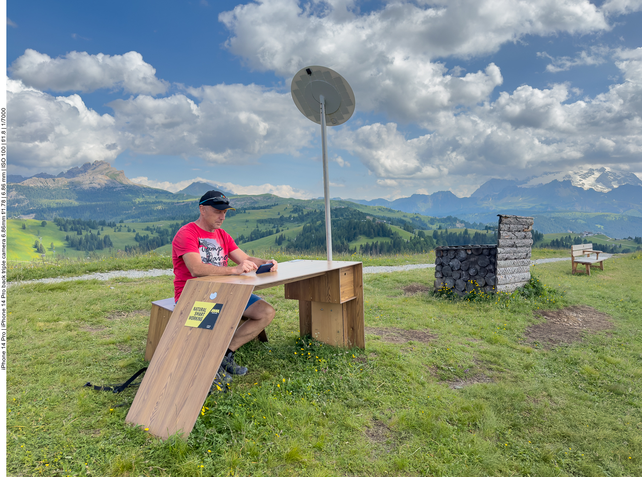 Mobiles arbeiten mit Solarstrom und WLan, hier kann man es aushalten ;-) 