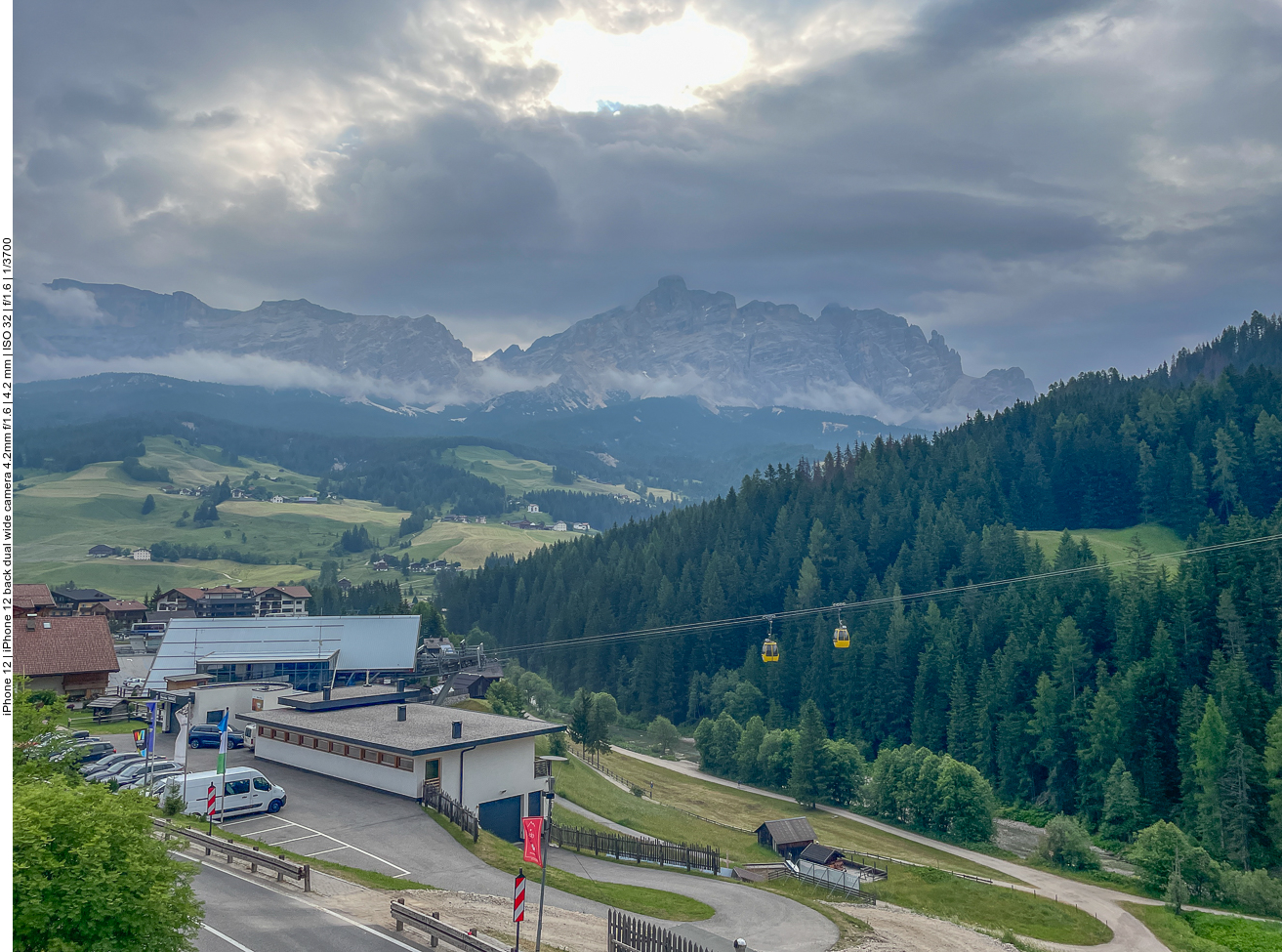 Bei leider bewölktem Himmel starten wir zur Trainingsrunde 