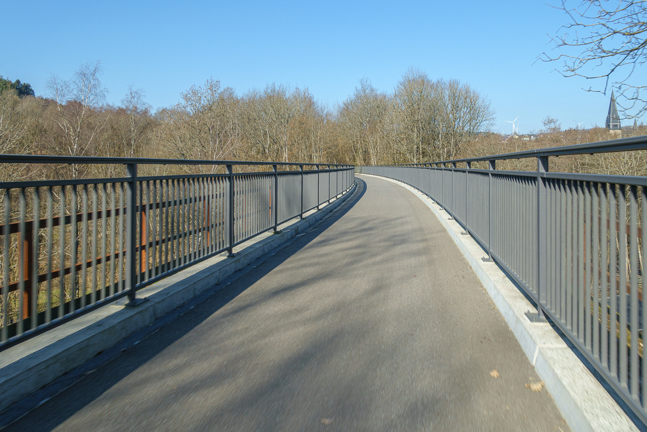 Modernisierte Br&uuml;cke