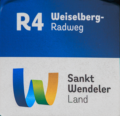 Kennzeichnung des Weiselberg-Radwegs R4