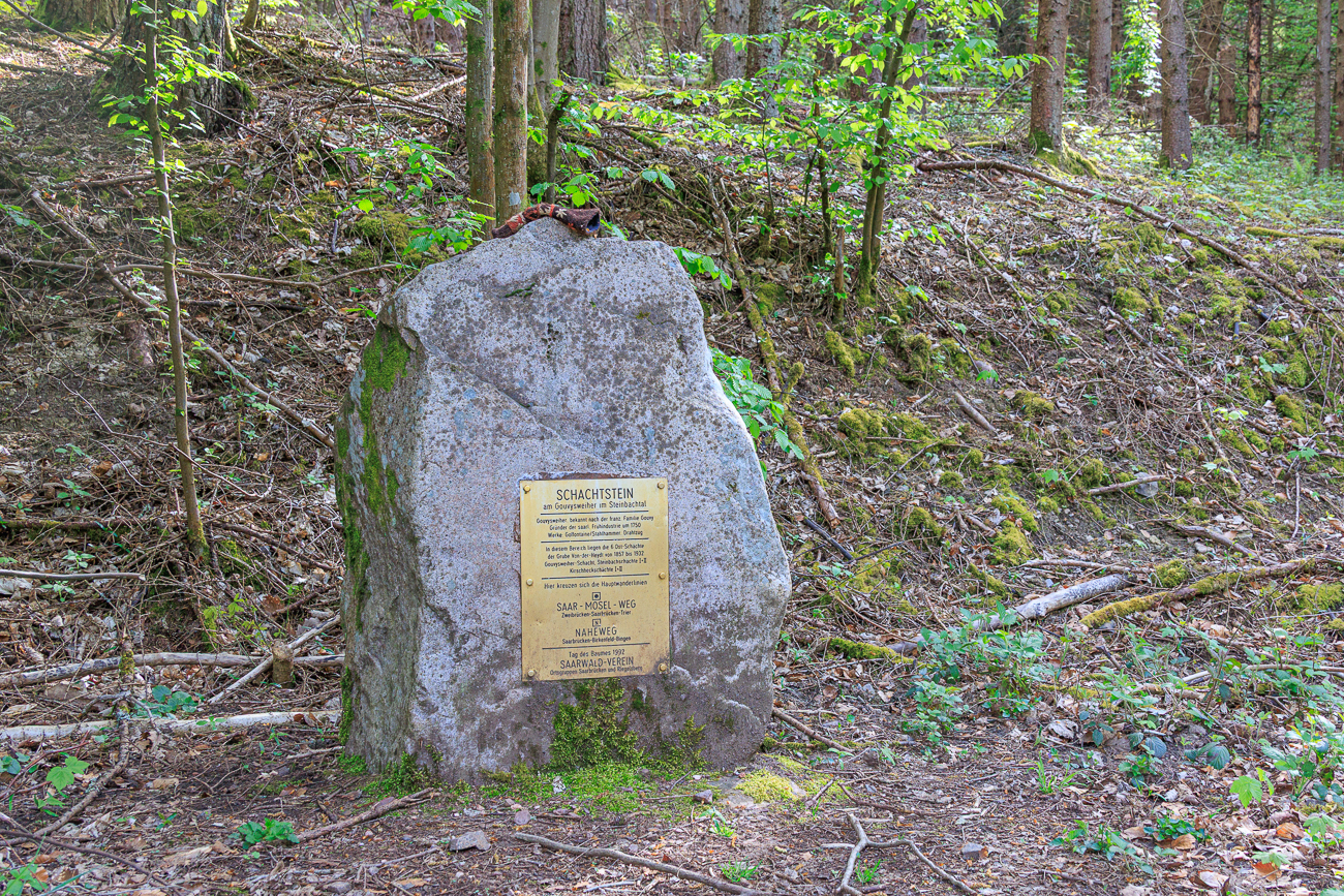 Schachtstein im Steinbachtal ...
