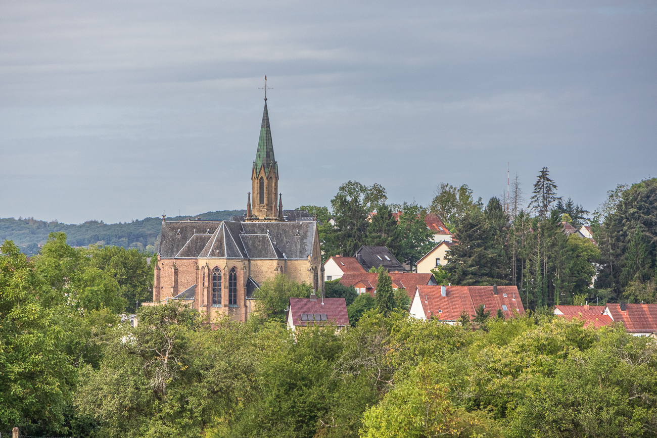 Die katholische Pfarrkirche in Schiffweiler