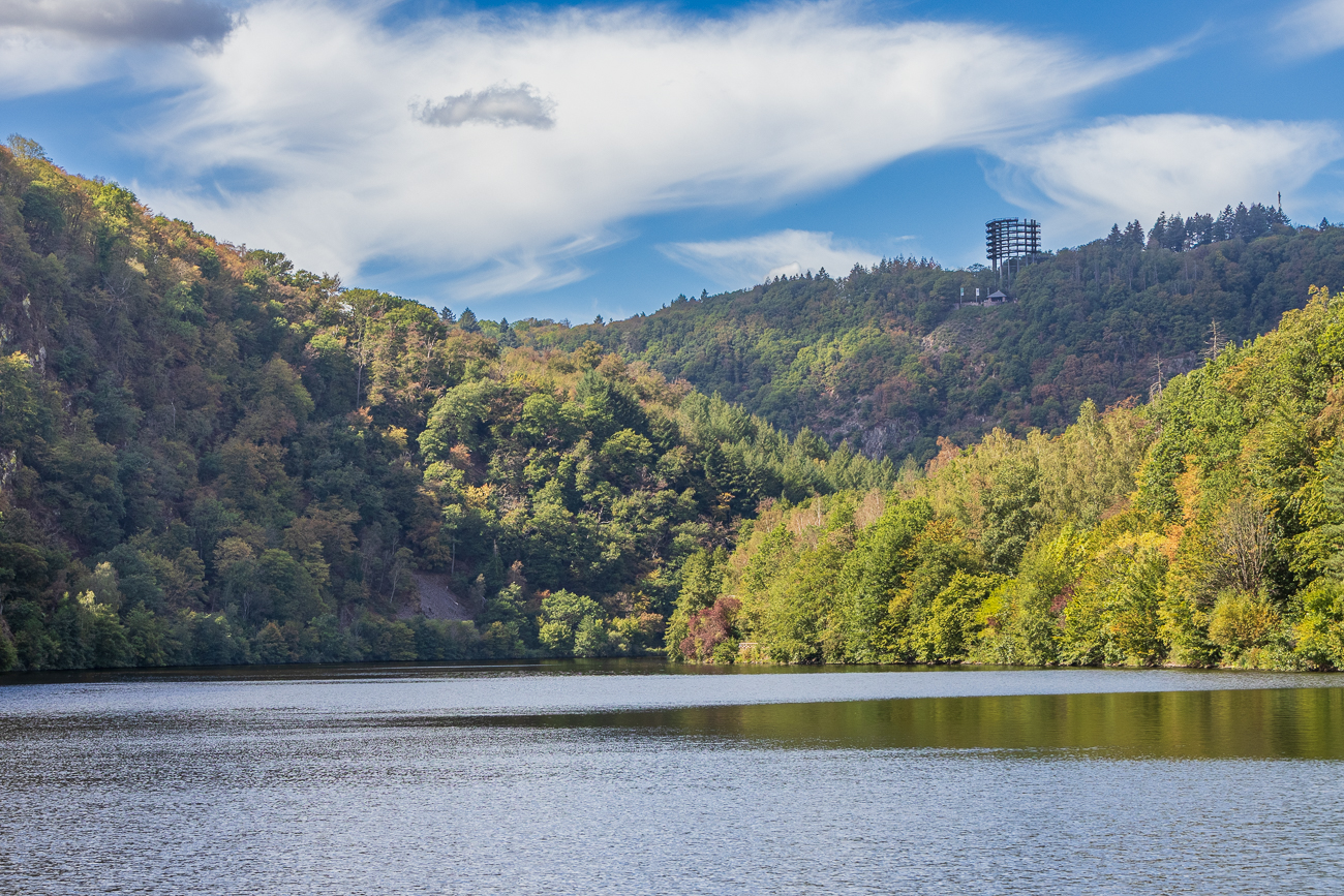 Wieder der Aussichtsturm des Baumwipfelpfades an der Saarschleife